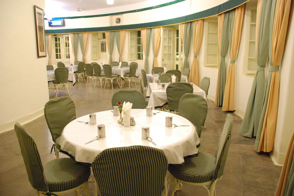 Garden Hotel - Heritage By Hrh Group Of Hotels Udaipur Restaurant billede